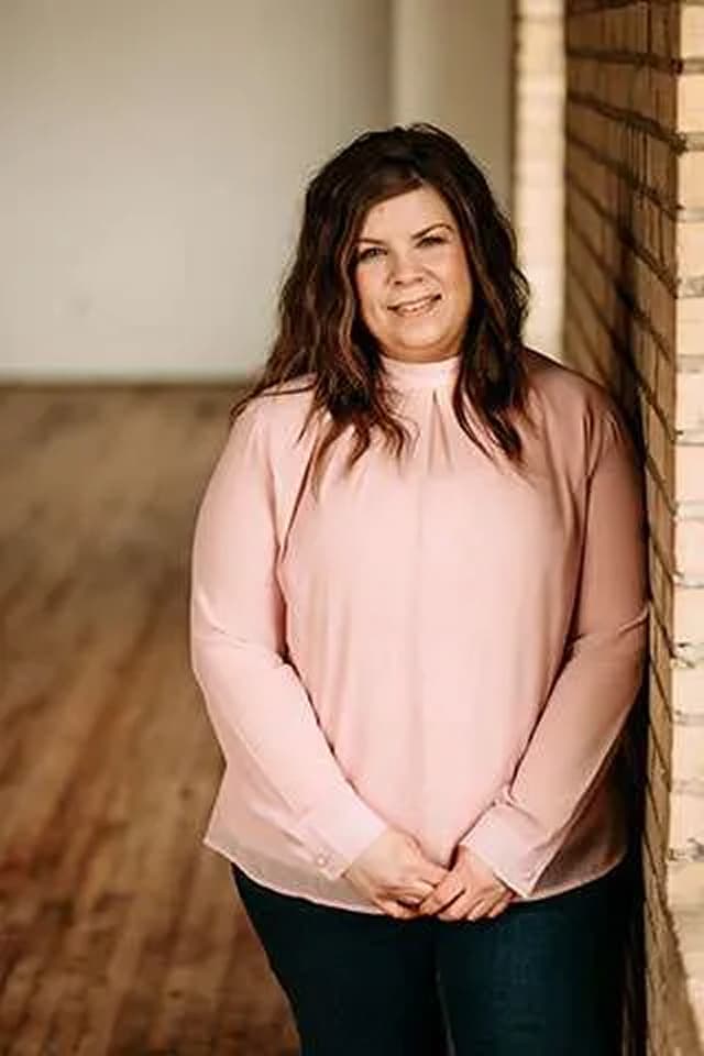 Lisa Massage Therapist, Lifestyle Chiropractic Bismarck ND